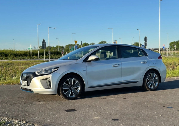 Hyundai IONIQ cena 79900 przebieg: 127000, rok produkcji 2017 z Wrocław małe 667